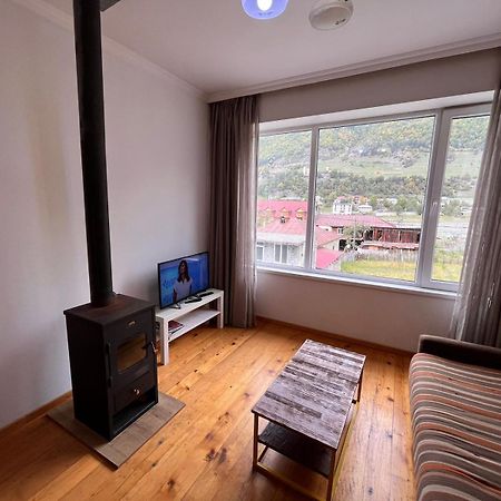 Svaneti Apartment'S Местия Екстериор снимка