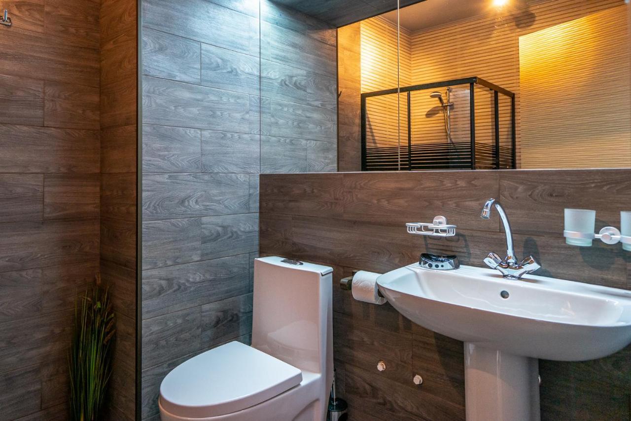 Svaneti Apartment'S Местия Екстериор снимка