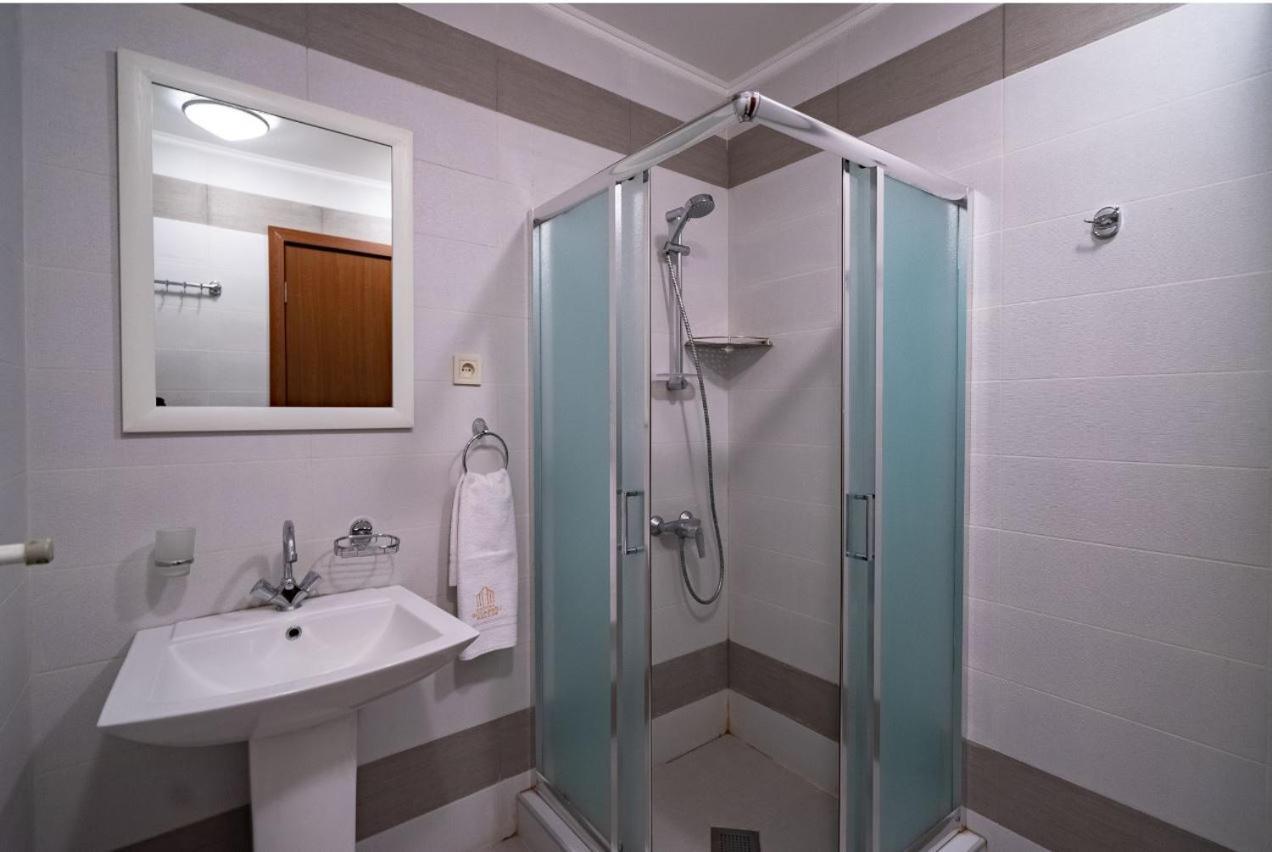 Svaneti Apartment'S Местия Екстериор снимка