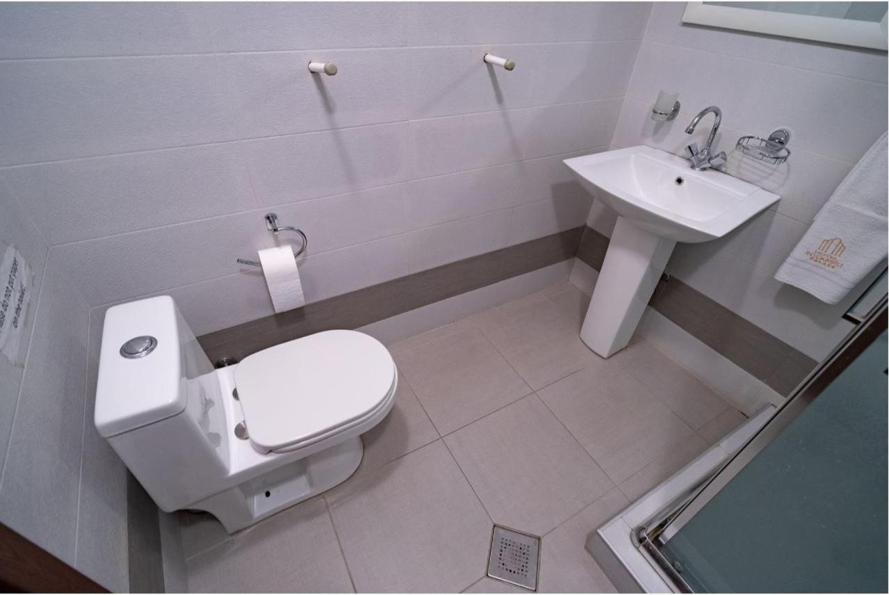 Svaneti Apartment'S Местия Екстериор снимка