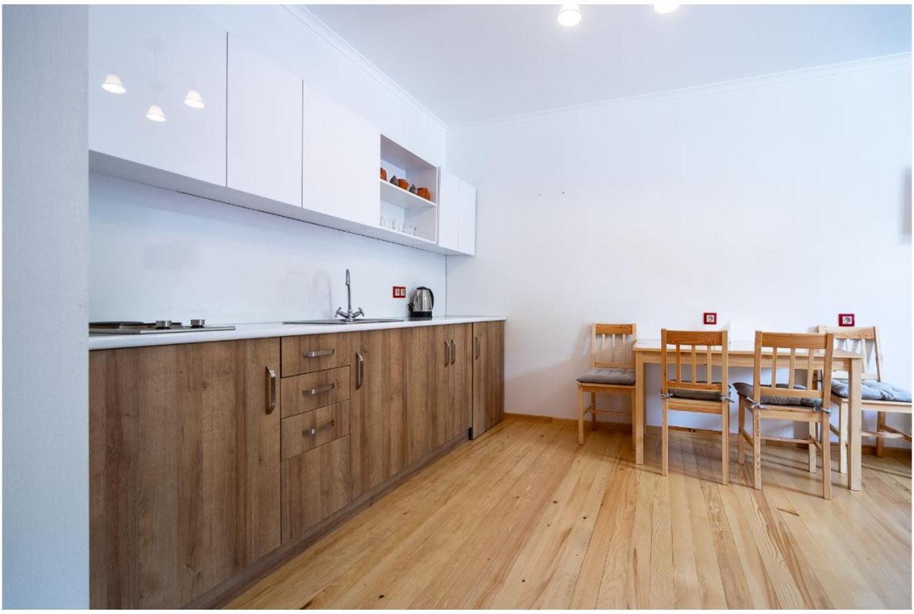 Svaneti Apartment'S Местия Екстериор снимка